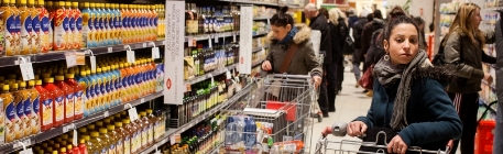 Un po’ di spesa per chi ha più bisogno: il 29 marzo la colletta alimentare di Coop Consumatori Nordest