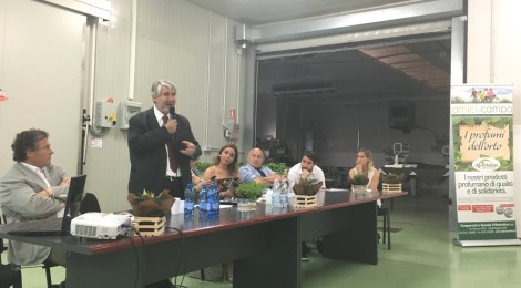 IL MINISTRO DEL LAVORO GIULIANO POLETTI ALL’ASSEMBLEA DELLA COOPERATIVA SOCIALE IL BETTOLINO